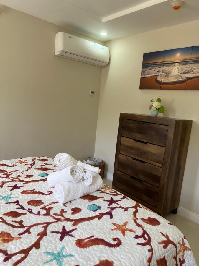 Bayfront Villa & Apartment Portmore Kültér fotó
