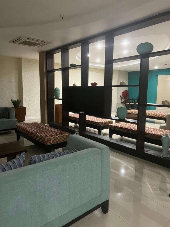 Bayfront Villa & Apartment Portmore Kültér fotó