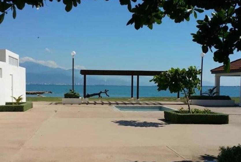 Bayfront Villa & Apartment Portmore Kültér fotó
