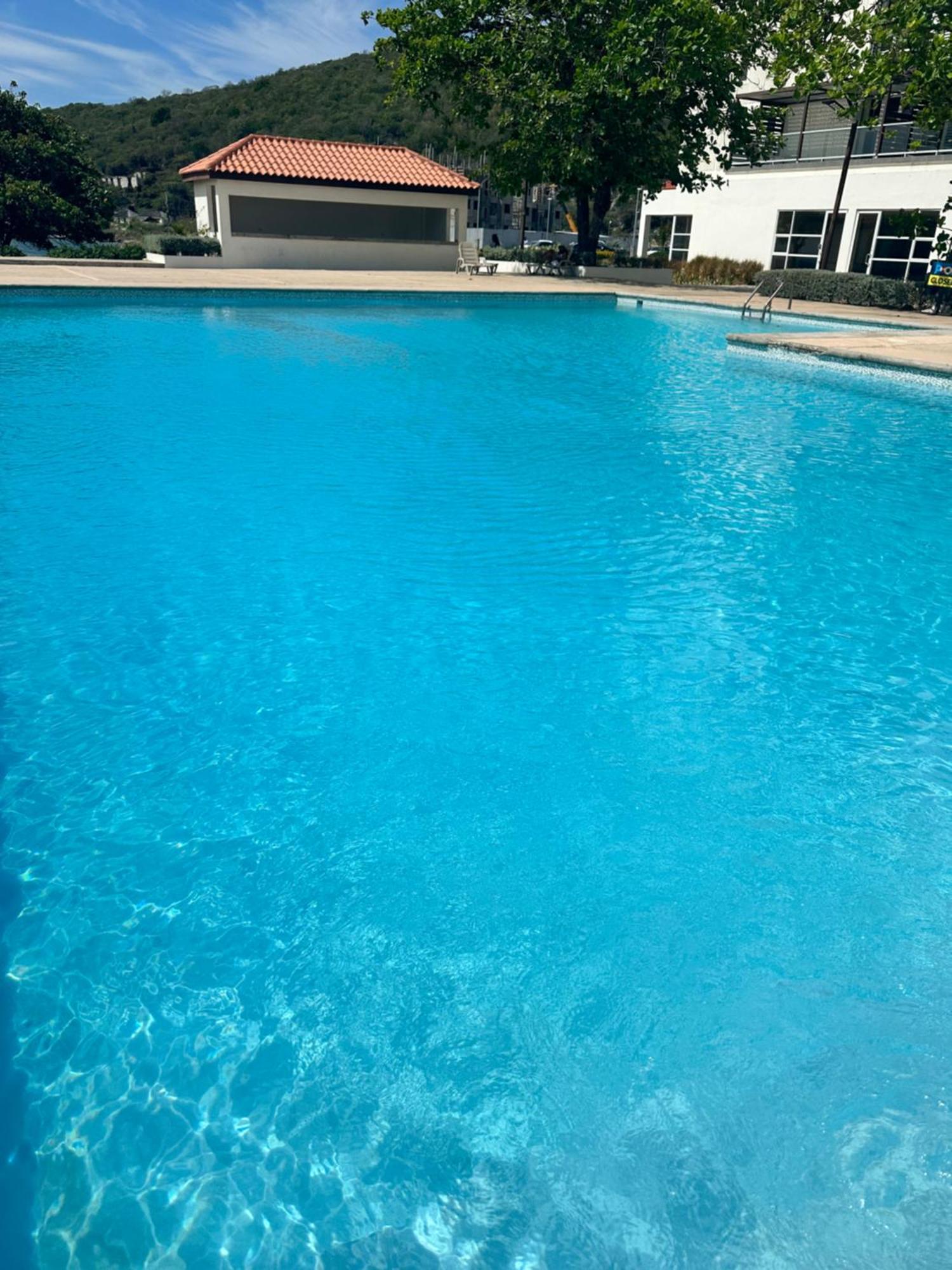 Bayfront Villa & Apartment Portmore Kültér fotó
